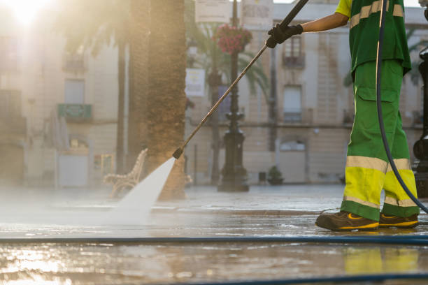 Best Commercial Building Pressure Washing  in Midway, FL